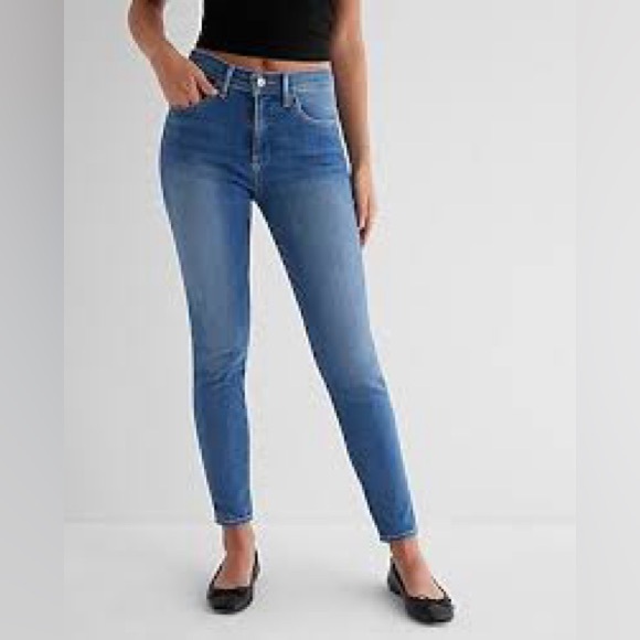 Express Denim - 💞HP💞 Express modern skinny low rise jeans